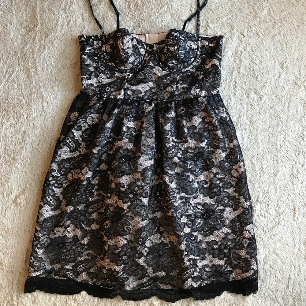🥂MODA International Black Lace Cocktail Dress🔥
